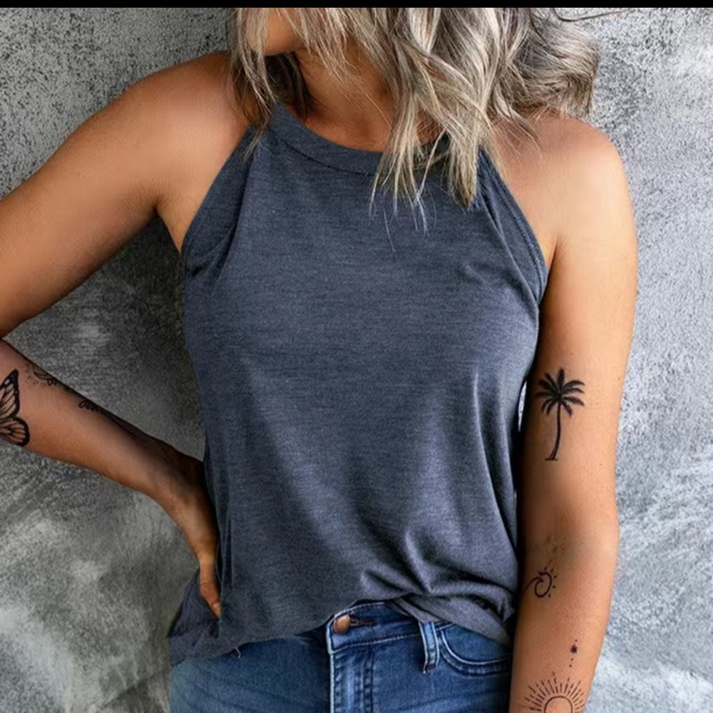 Women’s solid tank top